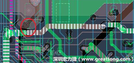 慢慢確認(rèn)CAF發(fā)生的位置后，可以配合Gerber查看PCB的結(jié)構(gòu)是否有通孔太近或是線路太近的問題。