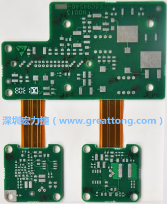 FPCB可作為多片功能載板的連接軟式板材。